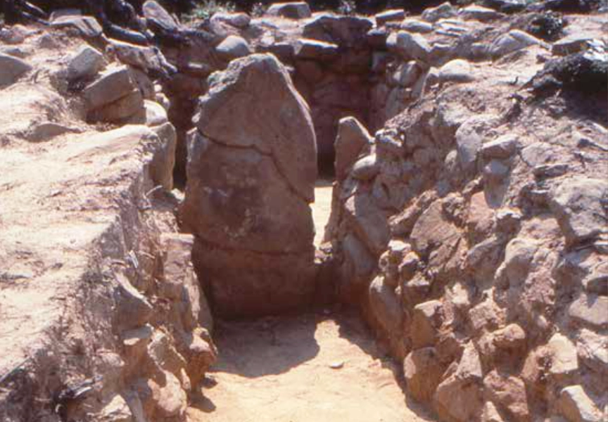 museiscarlino_Etruschi-a-Scarlino_Tomba-del-Cippo